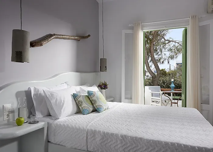 Eleni House Pollonia